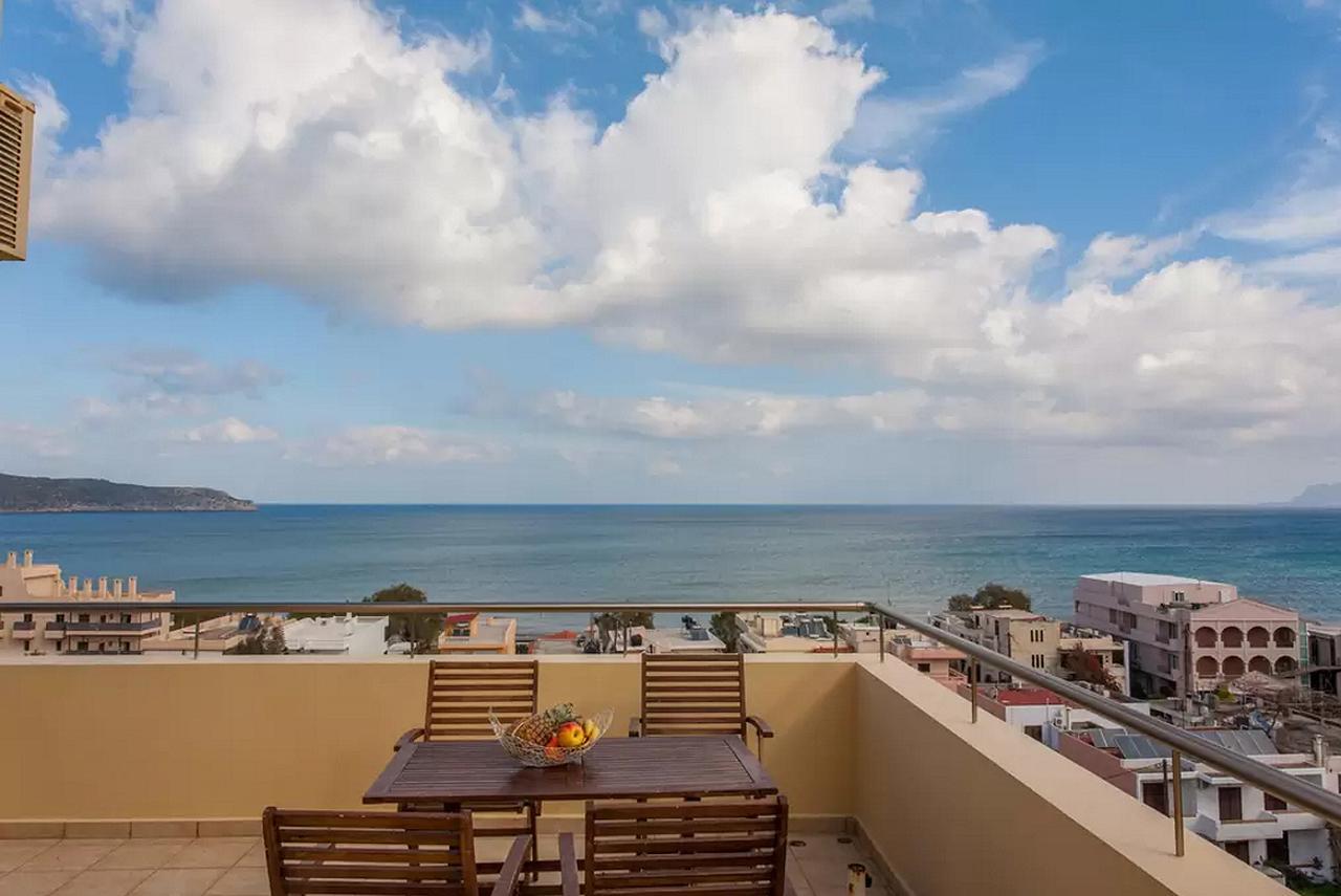 Blue Villas Agia Marina  Exterior photo
